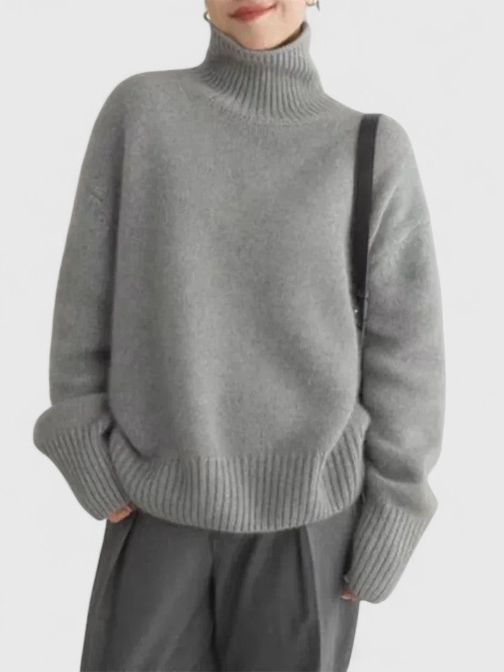 Chloe - Elegant Sweater