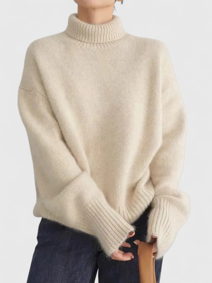Chloe - Elegant Sweater