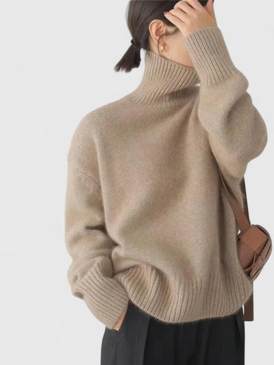 Chloe - Elegant Sweater