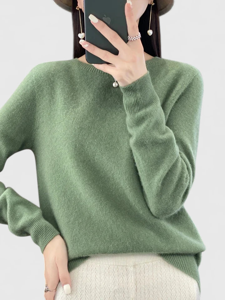 Maisie - Comfortable Sweater
