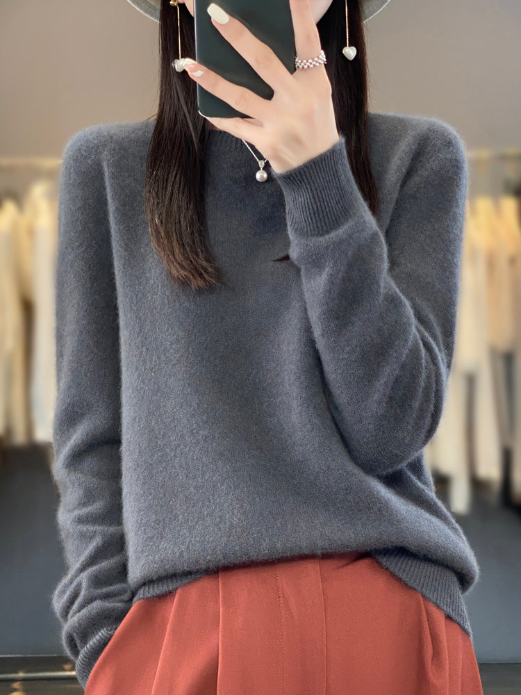 Maisie - Comfortable Sweater