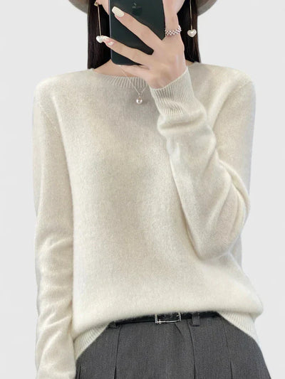 Maisie - Comfortable Sweater