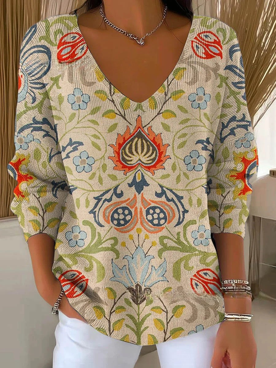 Vienna -  V neck knitted sweater